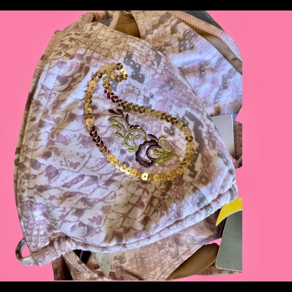 Pink Sequin bikini - Picture 3 of 8